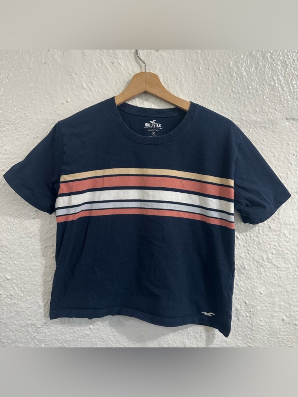 Hollister Top M Medium Navy Must-Have Collection T-Shirt Cropped Striped Womens
